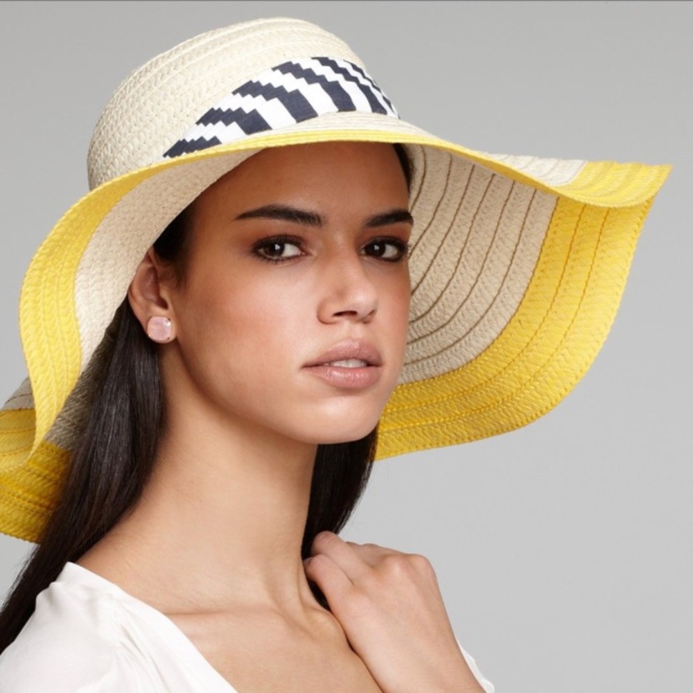 Juicy couture wide brim floppy hat - yellow stripe